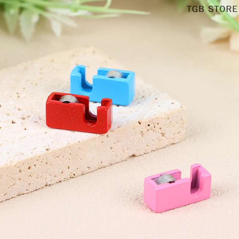 1/12 Dollhouse Tape Dispenser Dolls House Mini Tape Cutter Dollhouse Stationery Decor Office School Pretend Play Toy