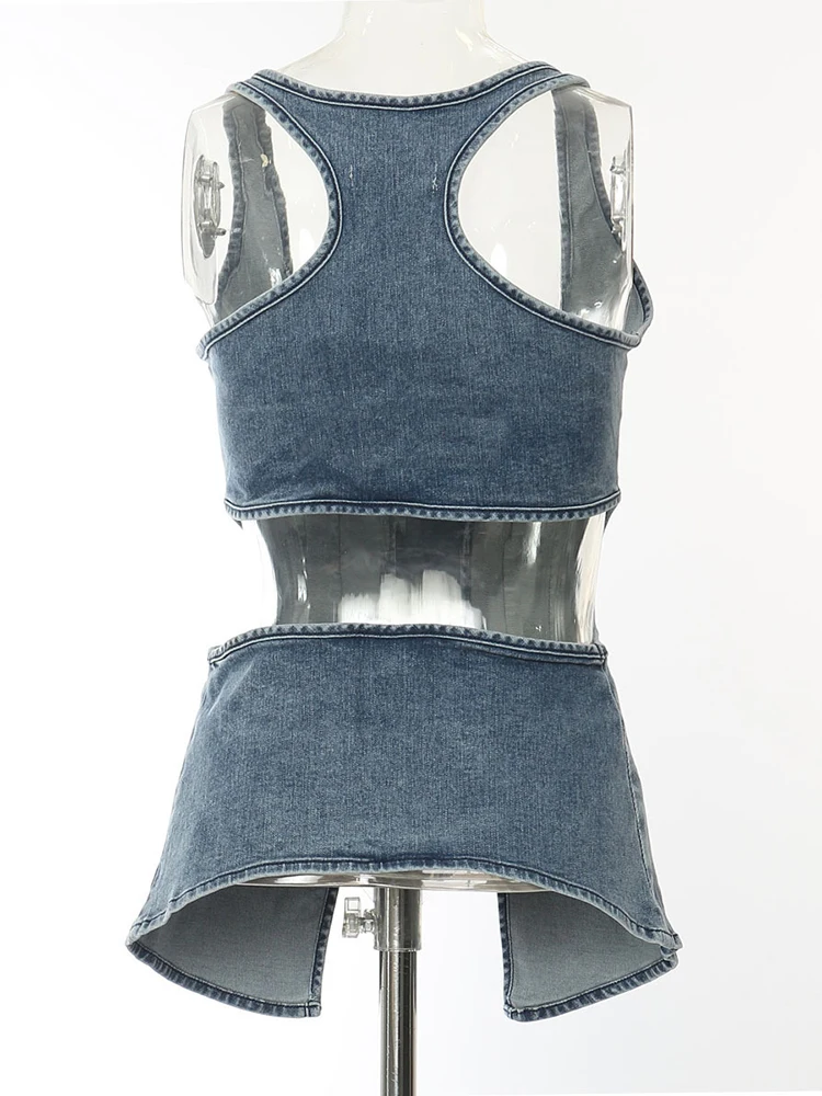 [EAM] Canotte irregolari con fasciatura in denim blu da donna Nuovo colletto quadrato senza maniche Personalità Moda Primavera Estate 2024 1DH5121