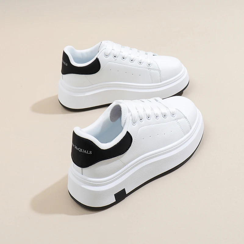 

2025 new men's casual shoes,walking shoes,sneakers strolling shoe Durable unisex soft-soled shock-absorbing Soft Sole Casual