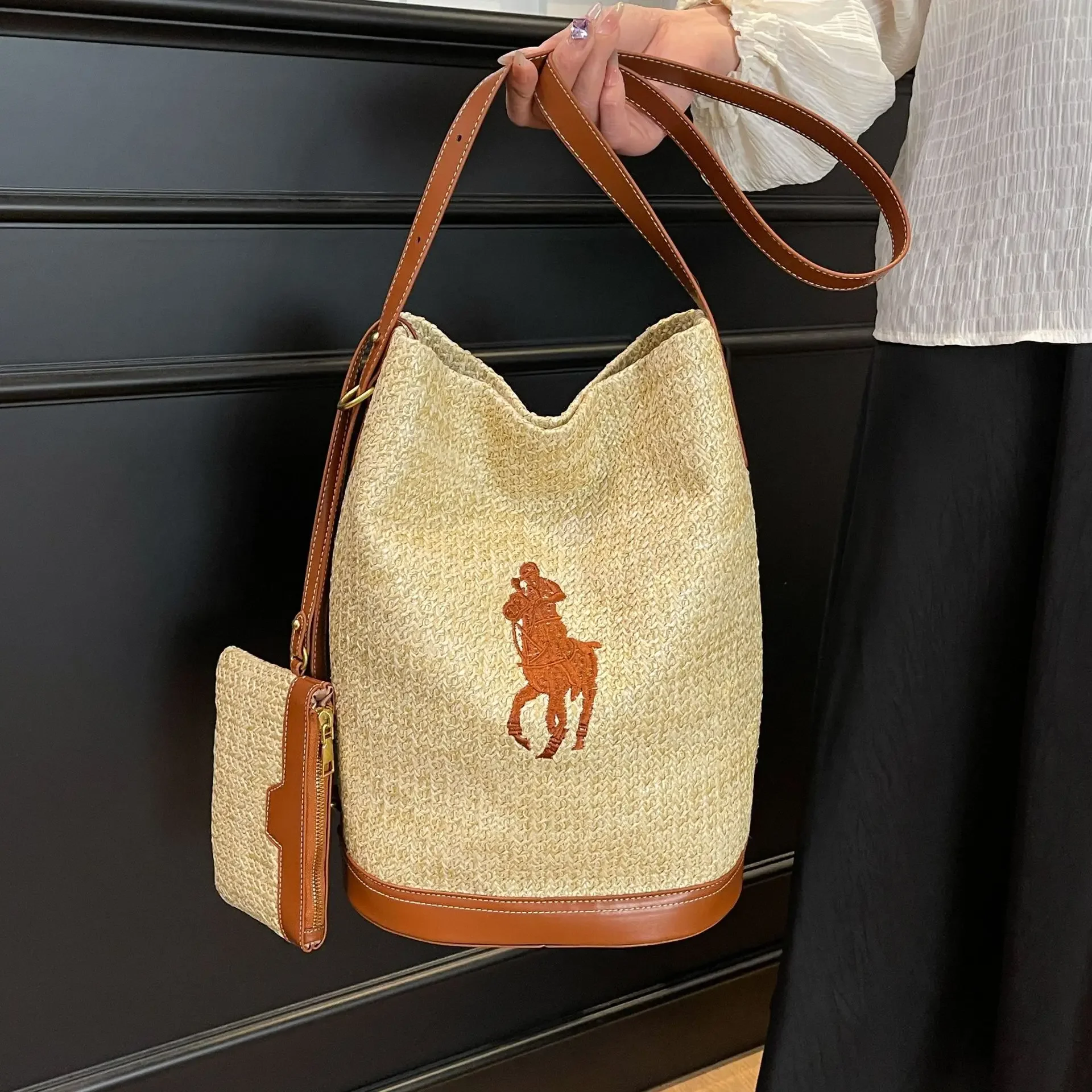 

2025 New! High - Temperament Straw Woven Tote — Large - Capacity, Shoulder & Underarm Dual - Use, Niche Design