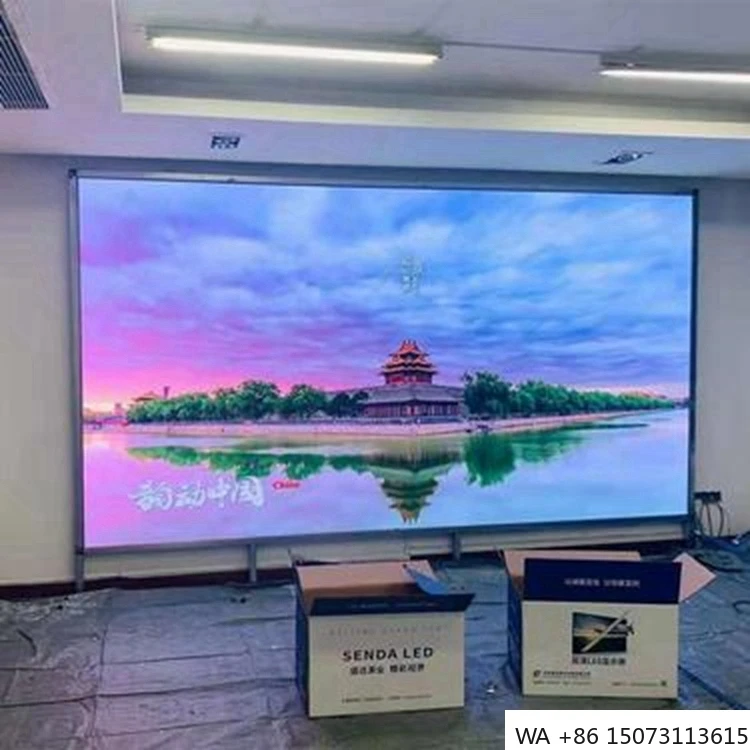 Wewnętrzny ekran LED P1.25 Ultra HD - Mały rozstaw pikseli do sal sterowniczych i konferencyjnych