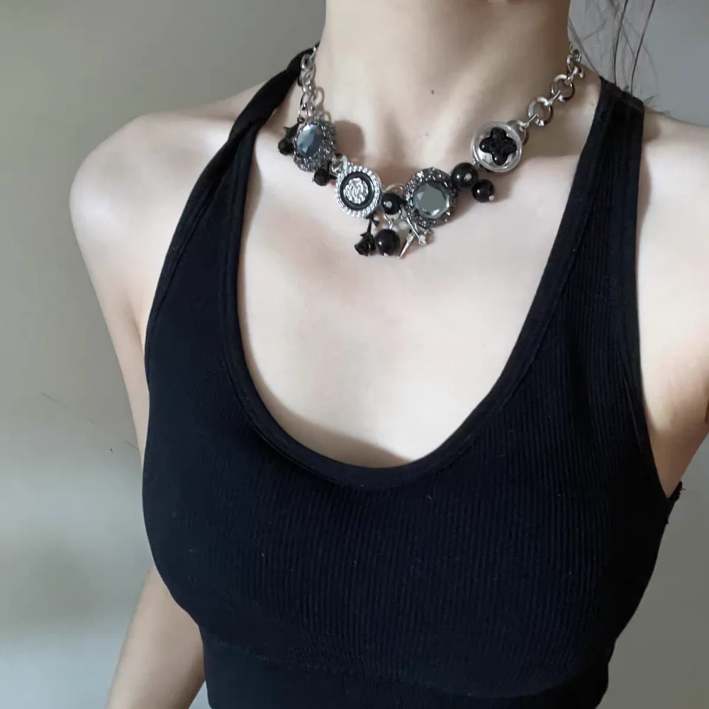 

Flower Gothic Necklace Crystal Tassel Rhinestone Beads Necklace Accessories Women Neck Jewelry Clavicle Chain Choker Party