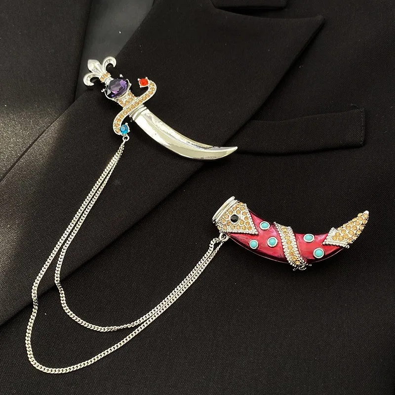 Men Vintage Brooch Women Creative Court-style Scimitar Corsage Luxury Niche Accessories Suit and Bag Best Jewelry Gift