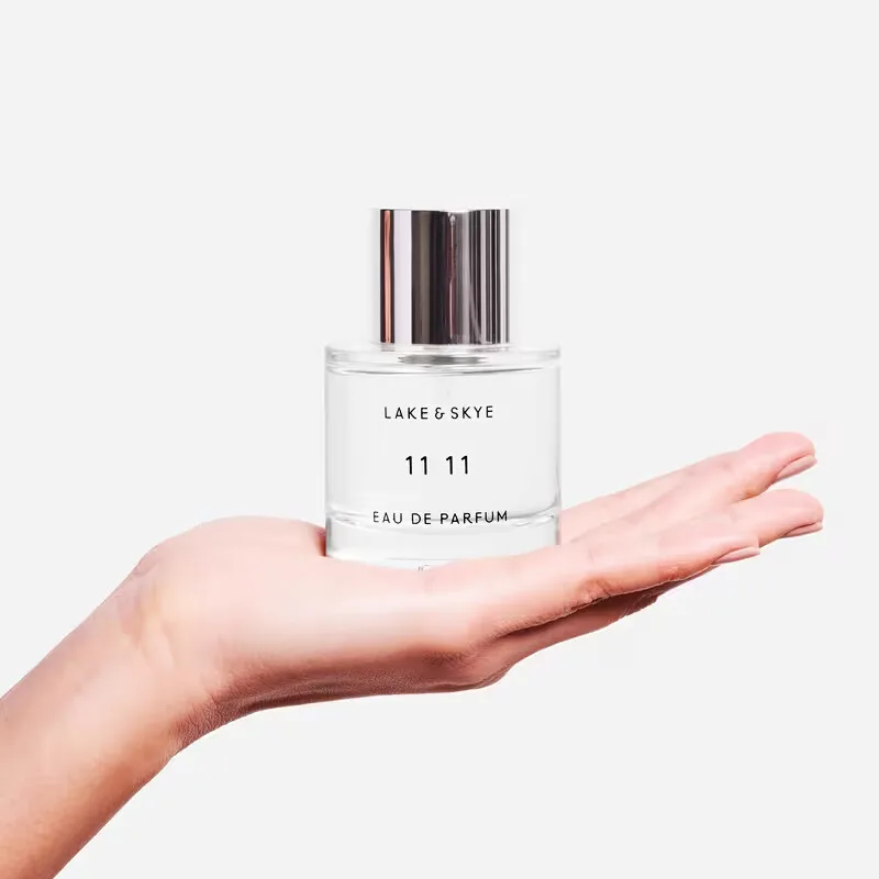 

LAKE & SKYE 11 11 Fragrance: Cloud-Design Packaging, Long-Lasting Clean Aroma for All Genders