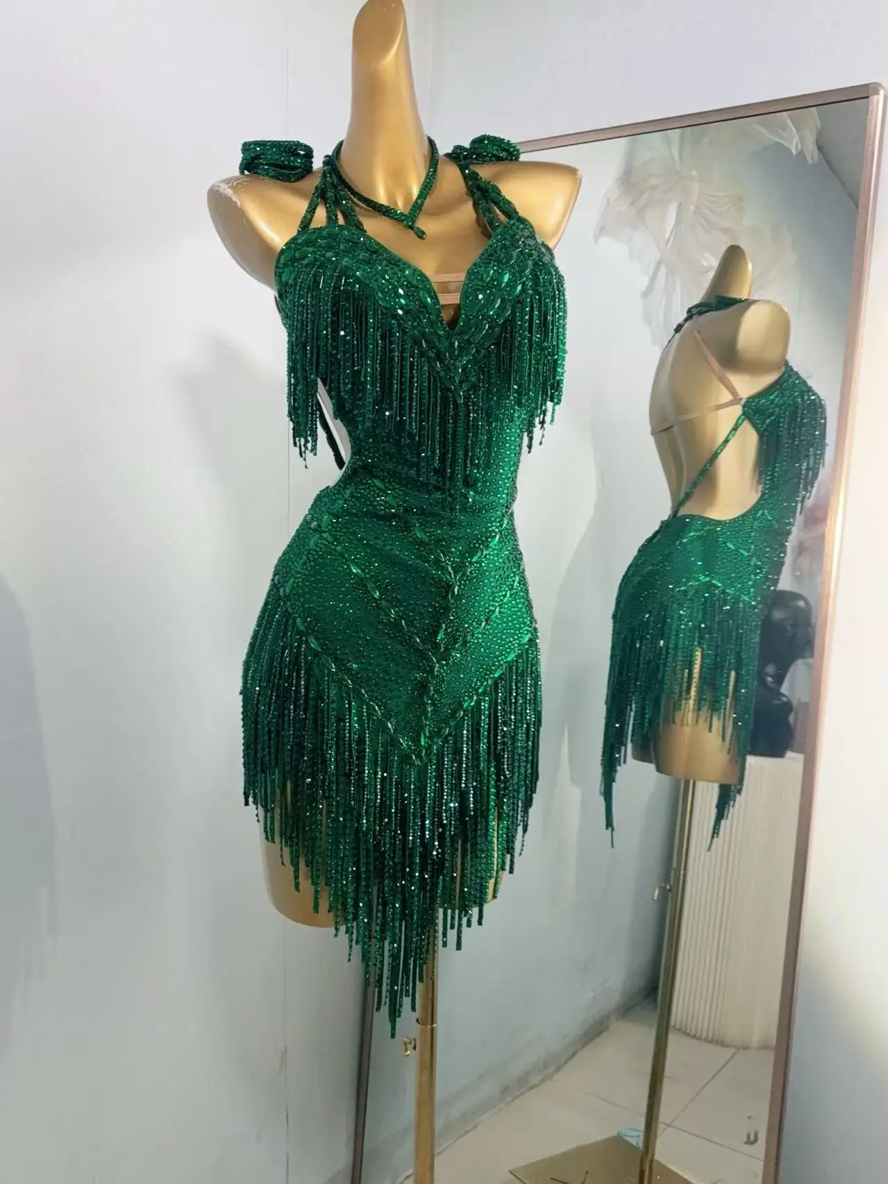 

Wuyisha High-End New Latin Dance Costumes for Children and Girls, Latin Dance Performance Competition Costumes 2712