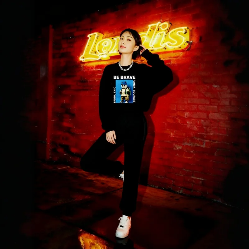 

Ladies Black round Neck Hoodie Lazy Street Style Panda Print Original Trendy Brand Chinese Culture Casual Comfortable Sweatshirt