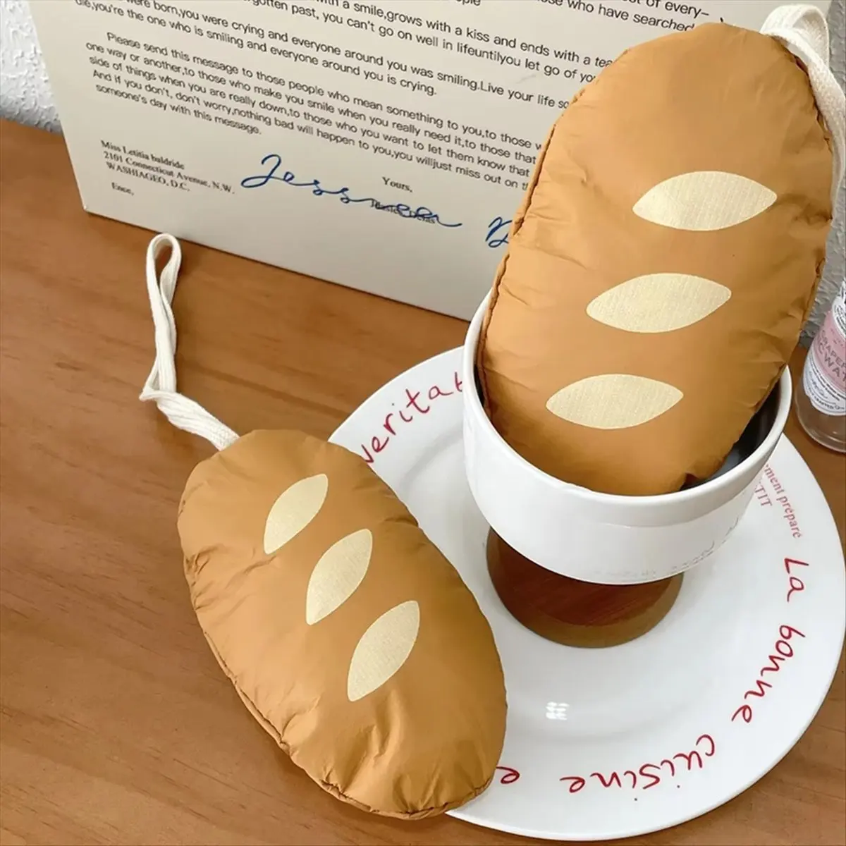 2026 NEW Cartoon Bread-Shaped Foldable Shopping Bag, Large-Capacity Portable Handbag, Stylish and Eco-Friendly