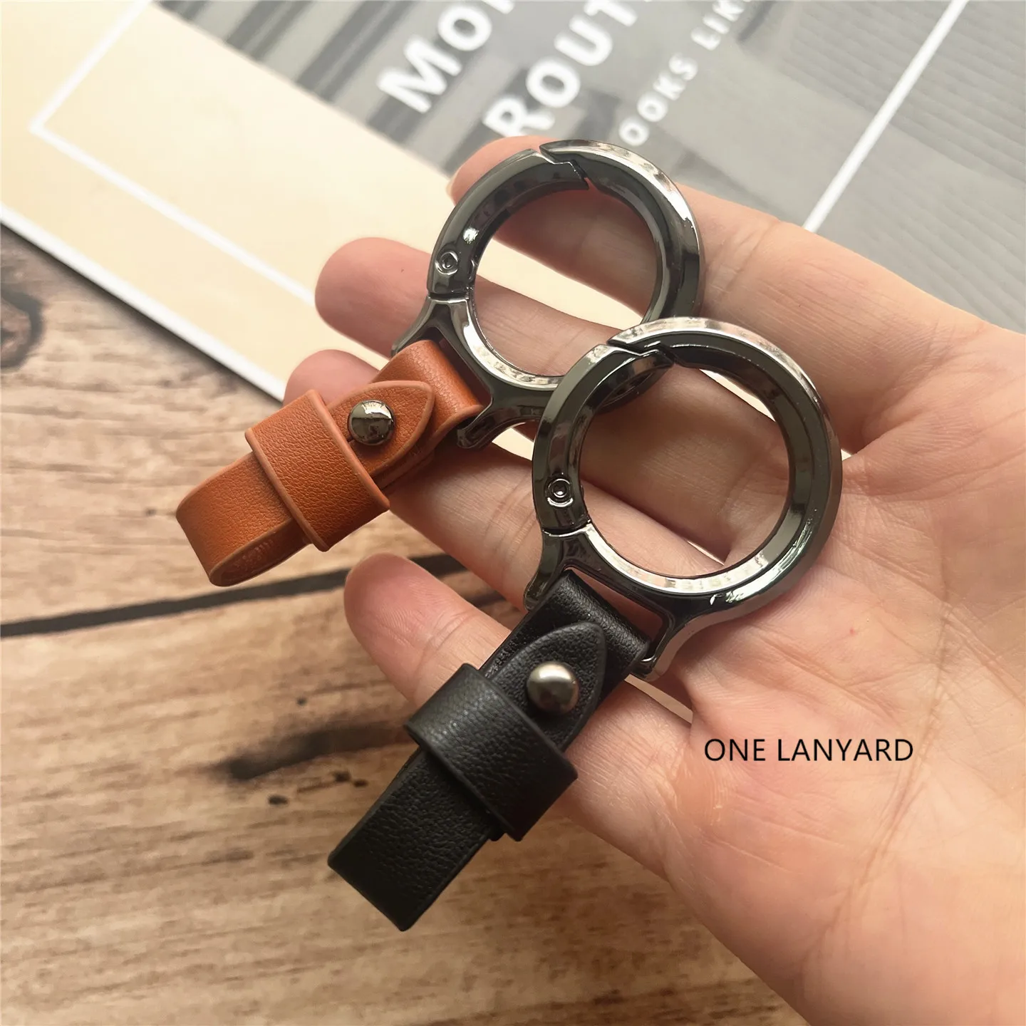 

Keychain Lanyard PU Leather Key Chain Removable Car Keychain Accessories Anti-lost Short Lanyard Couple Key Ring Little Rope