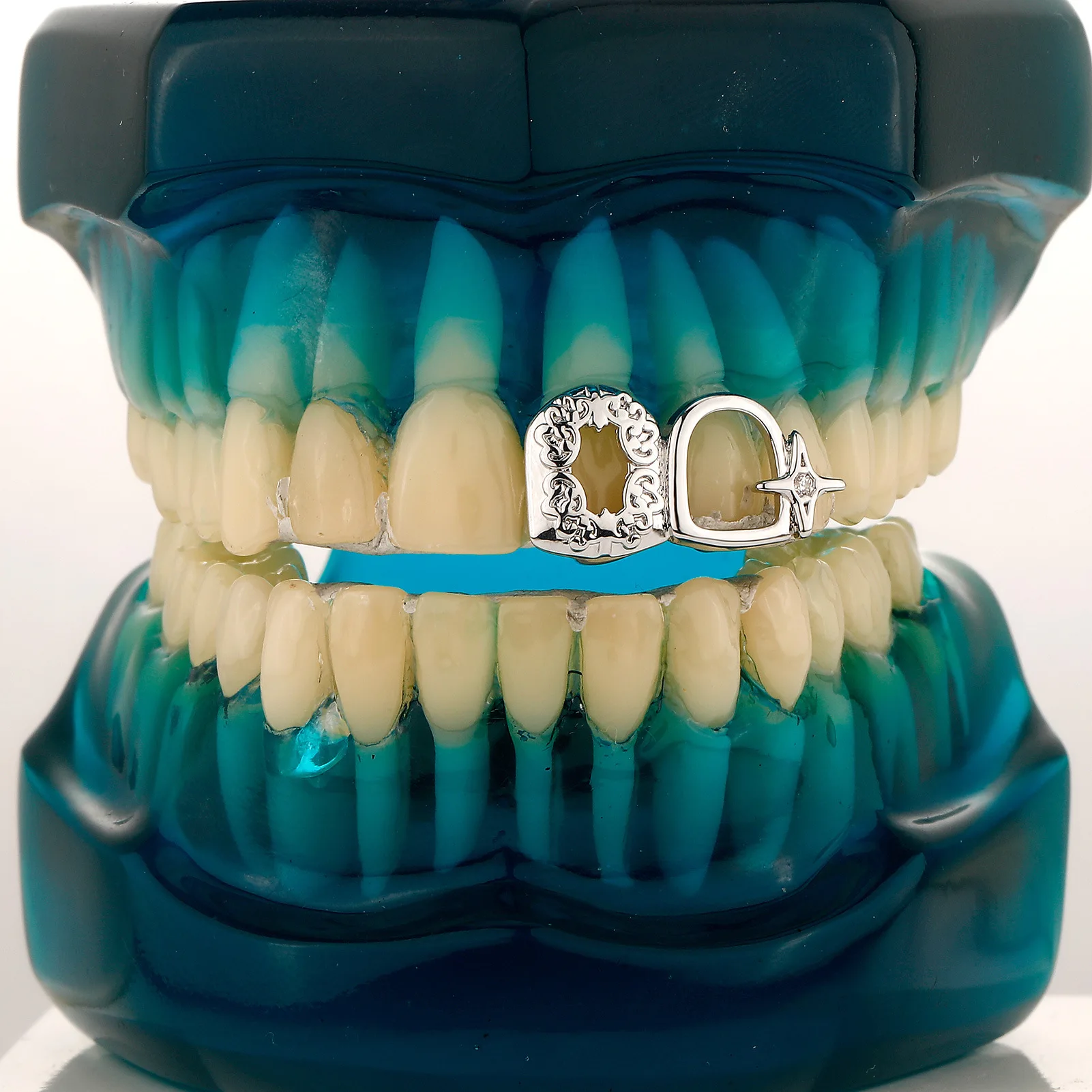 Irregular Heart Grillz Teeth Jewelry Hollow Love Shape Tooth Cover Hip Hop Mouth Jewelry Gold Silver Fashion Accessories