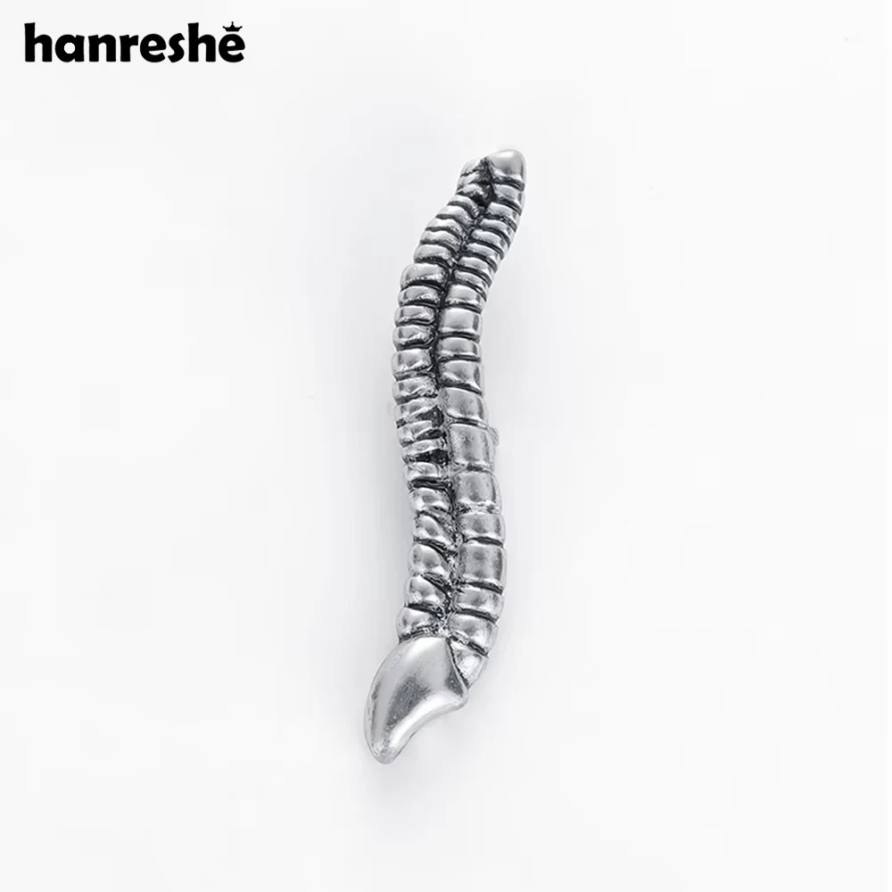 Trendy Cervical Vertebra Pins Metal Medical Gift Nurse Vintage Gold Color Brooch Jewelry Exquisite Brooches Women Accessories