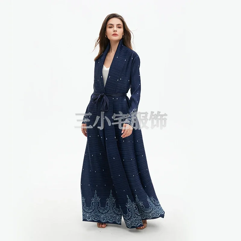 Pleats Robe Long Sleeve Pleated Dress Windbreak Women 2024 Winter New Original Designer Abayas Turndown Collar Belted Coats