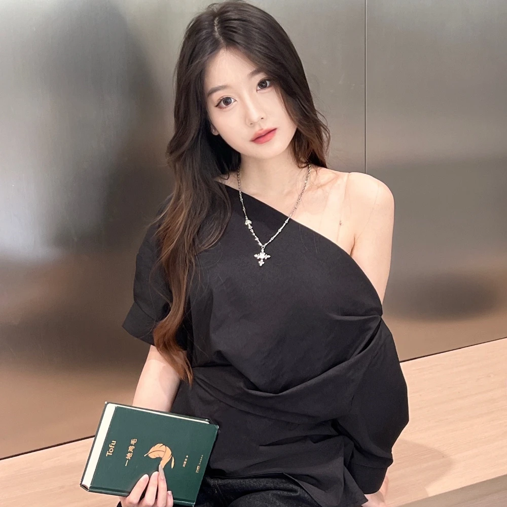 

Fashionable black women's shirts, sexy off shoulder irregular one shoulder shirts for women, party shirts for women