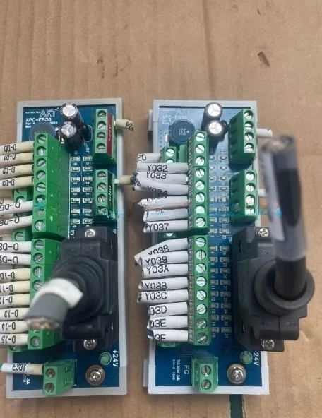 Б/у, клеммная колодка APC-EB36/E036/E136