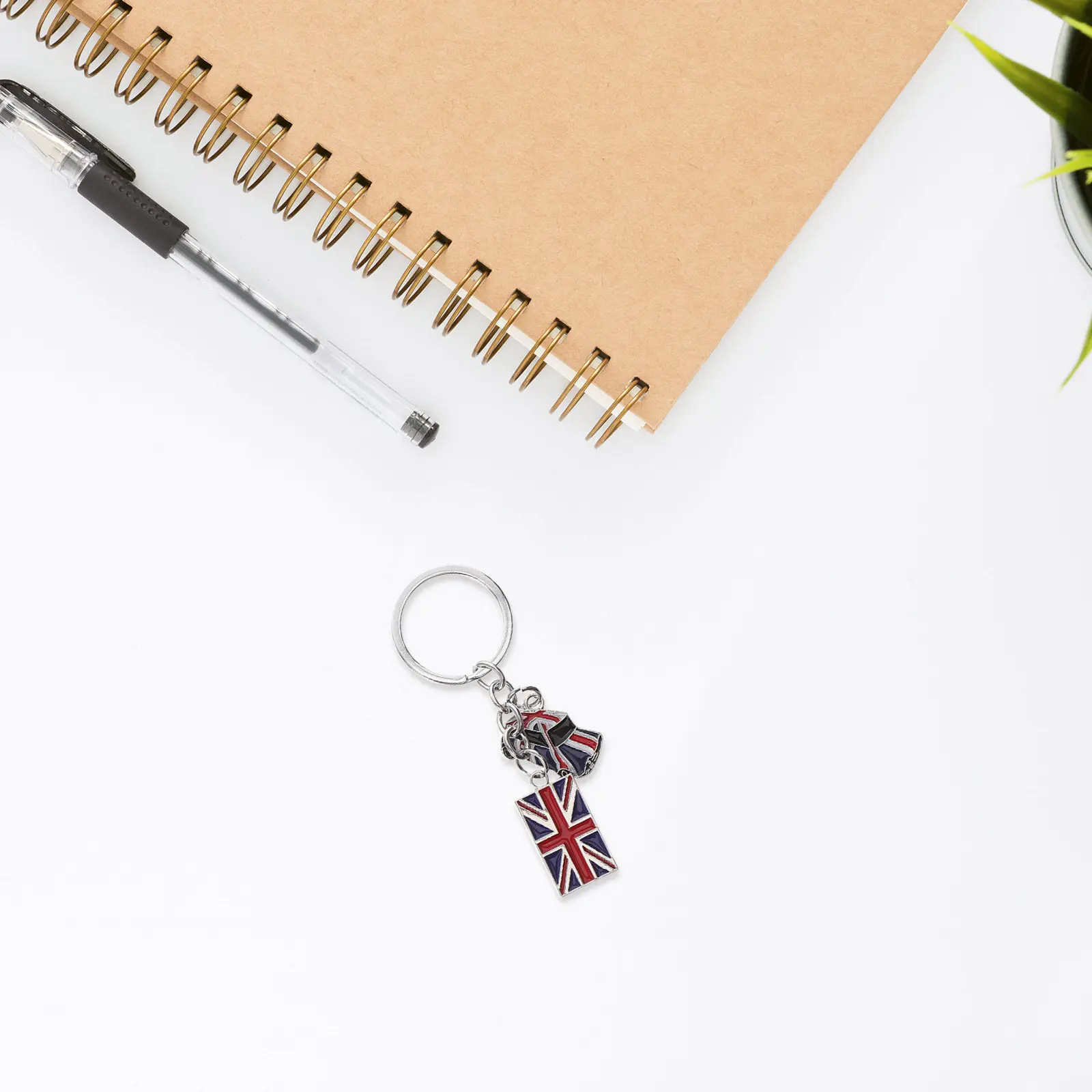 2Pcs British Flag Keychain Metal Pendant Uk National Flag Souvenir Travel Gift Bag Charm for Tote Backpack Handbag Accessories