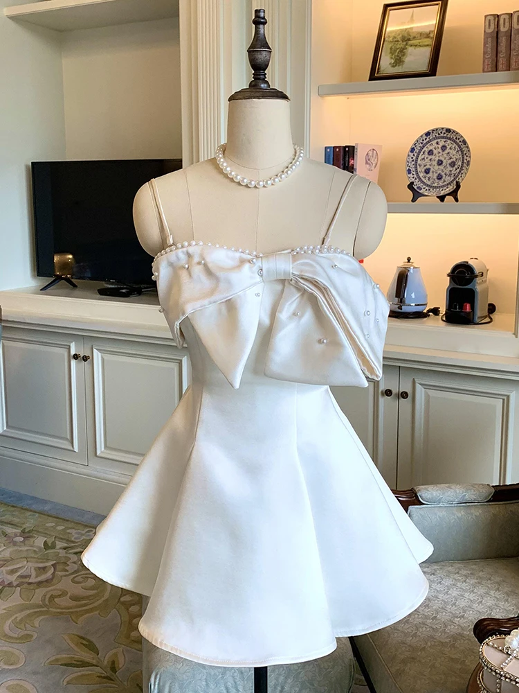 REDDACHiC Cutecore Bow Abito da festa da donna Perla con perline Spalle scoperte Senza spalline Mini abito lucido Abiti estivi da principessa