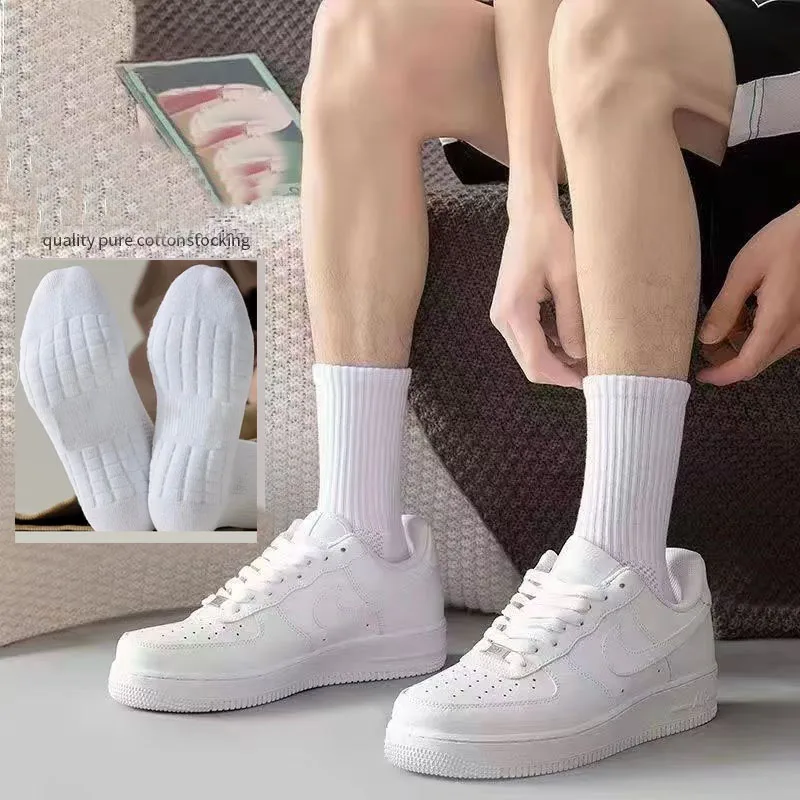 

4 пары мужских спортивных носков с толстой подошвой, белые, черные, впитывающие пот, дышащие подушки для бега, профессиональные спортивные носки для экипажа