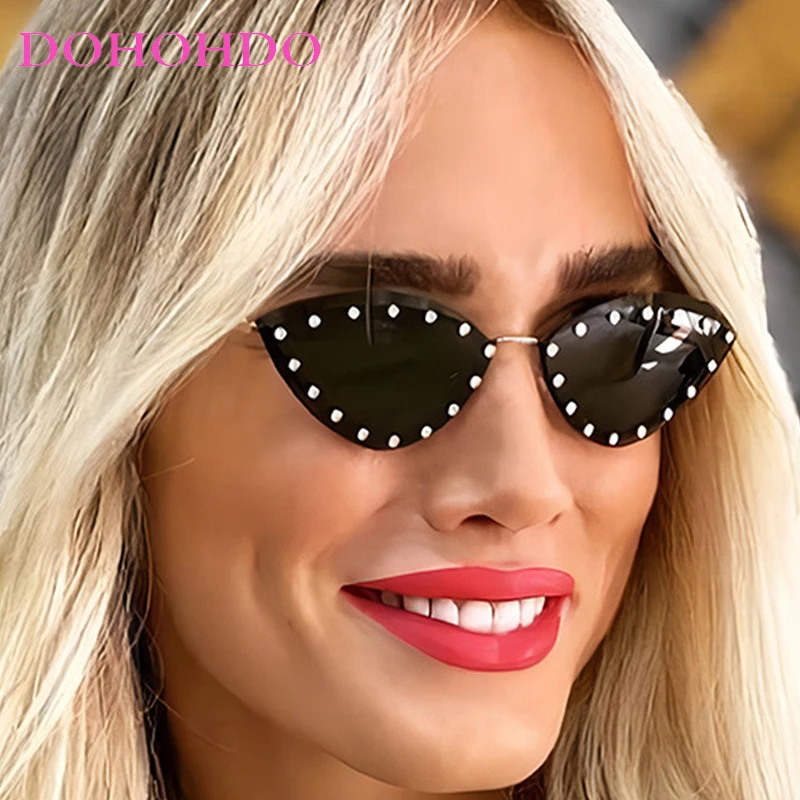 

DOHOHDO New Triangle Cat Eye Sunglasses Alloy Rimless Crystal Shiny Sun Glasses Female Unique Elegant Green Rhinestone Shades