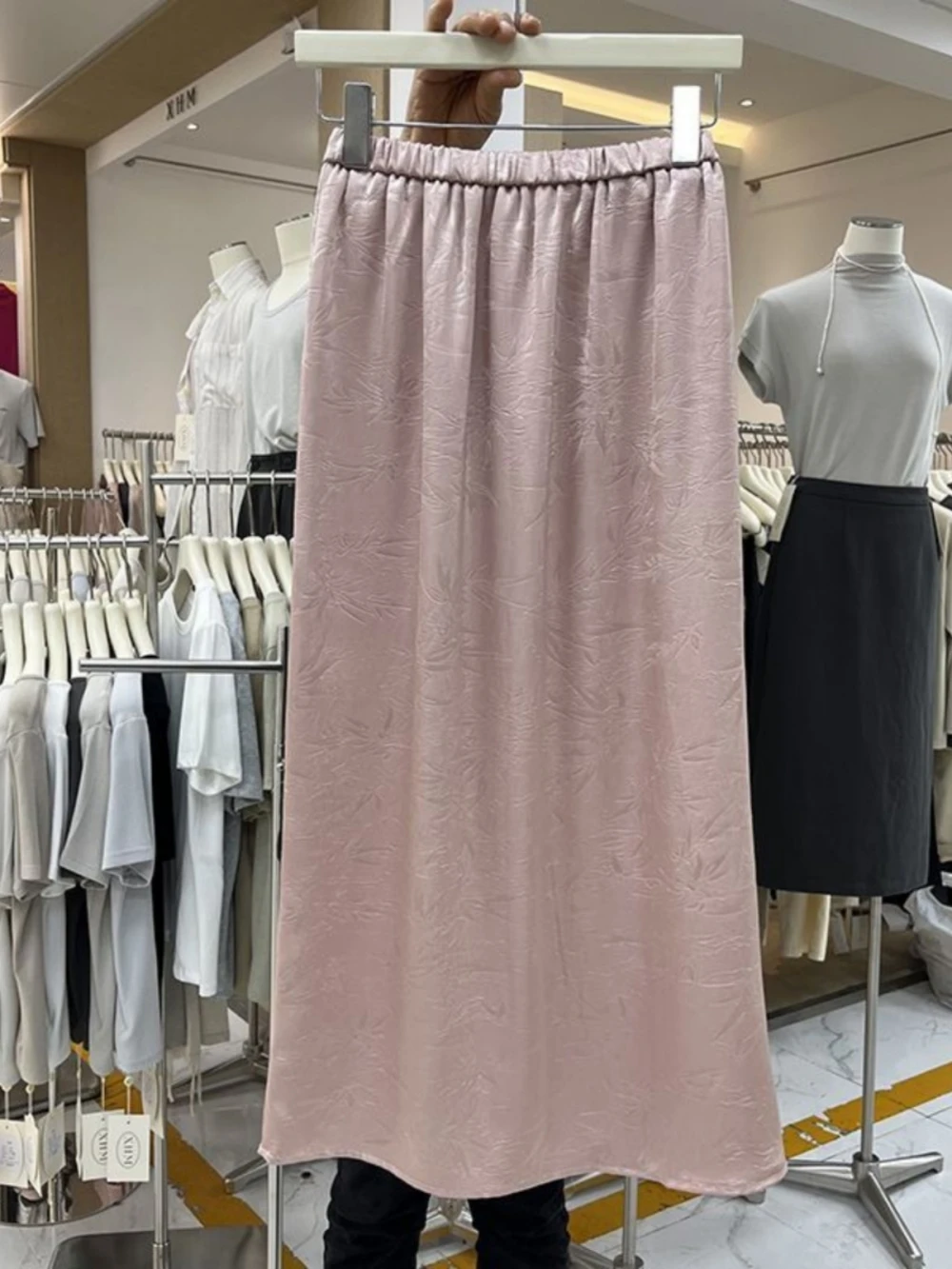 plus Size Casual High Waist Floral Embroidery Skirt Women's Summer Loose Versatile Meat Concealing Straight Tube Skirt