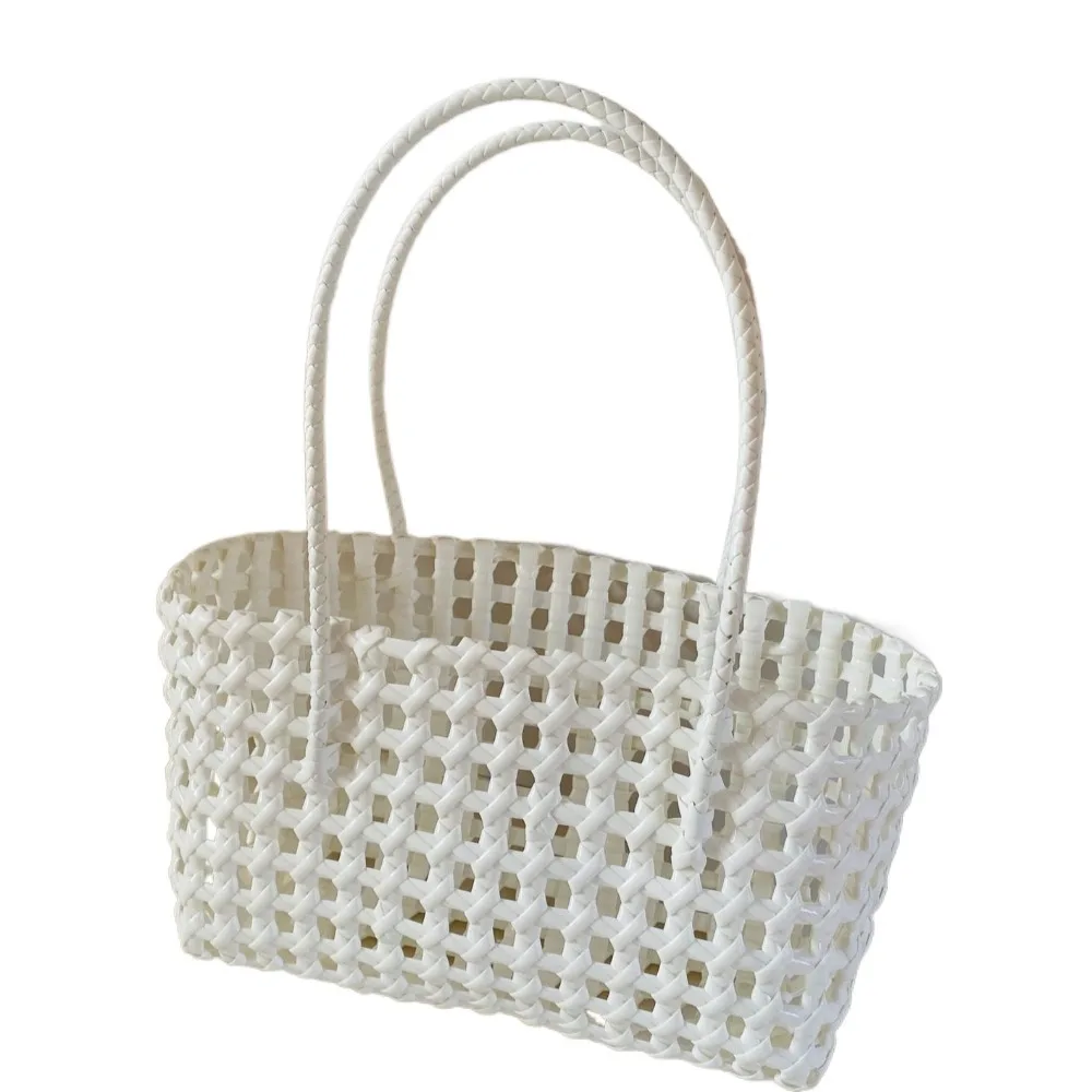 

Cute Plastic Hollow Weave Bag Large Capacity Countryside Style Beach Tote Bag Bucket Bag Vacation Style Woman PVC Handbag Girls
