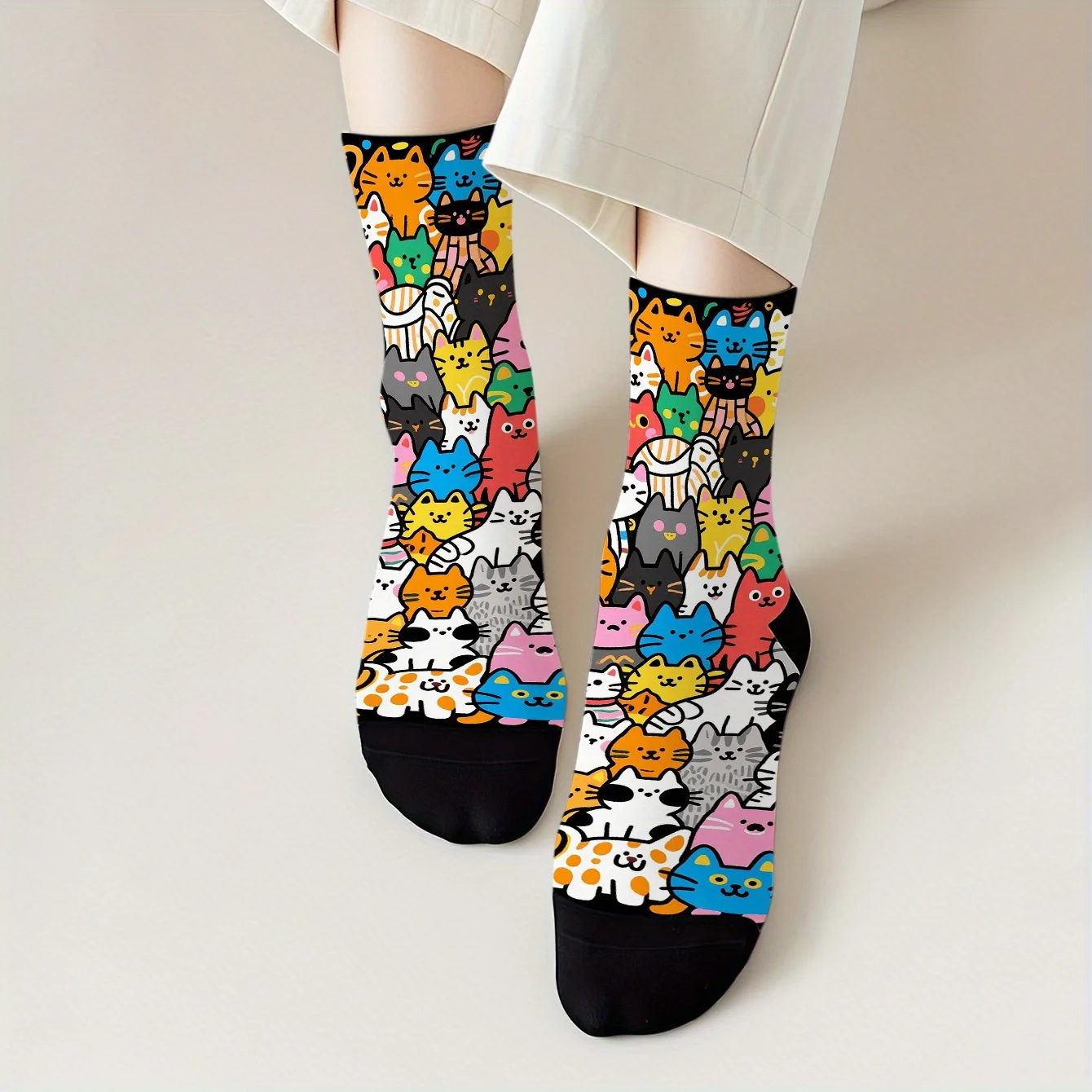 One Pair of Printed Socks High-quality Women's Socks with Multi-colored Cat Patterns Comfortable and Cool Men's Fashion Socks