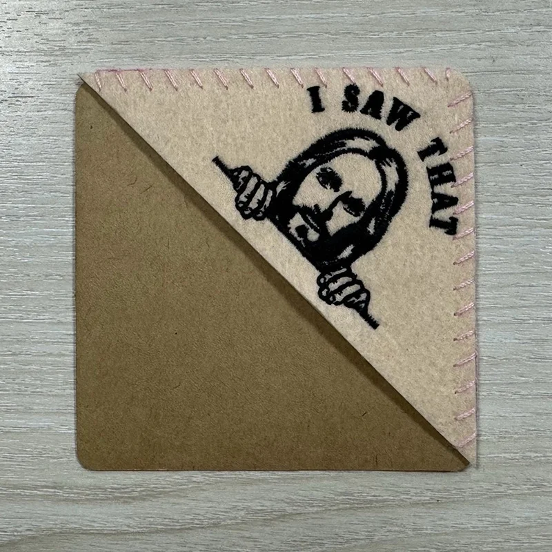 ก็คือที่คั่นหนังสือรูปพระเยซูทรงสามเหลี่ยมปักลายหน้าหนังสือมุมหนังสือของขวัญคู่รักสำหรับวันอีสเตอร์