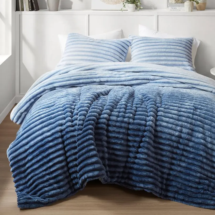 

Queen Comforter Set, Plush Bedding, Microfiber Reverse, 3 Piece, Lightweight, Super Soft Ribbed Velvet Comforter 2 Shams, All Se