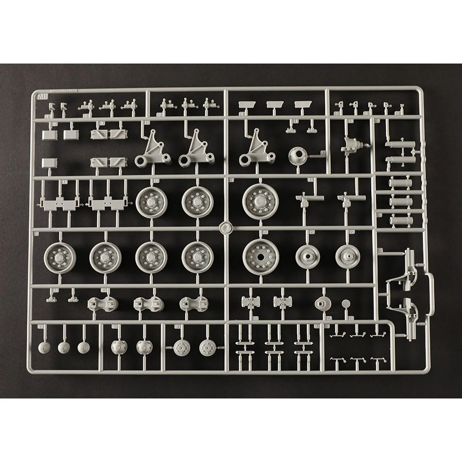 61621 I Love Kit 1/16 M4A3E8 Thunder VII Mittelschwerer Panzer Plastikmodellbausatz Metallkanone Anker Kupferkabel Für Fortgeschrittene Spieler – Detail 15