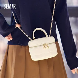 Semir Box Bag Women Summer 2024 New Mini Makeup Bag Little Fragrance Style Handbag Delikatna torba na ramię