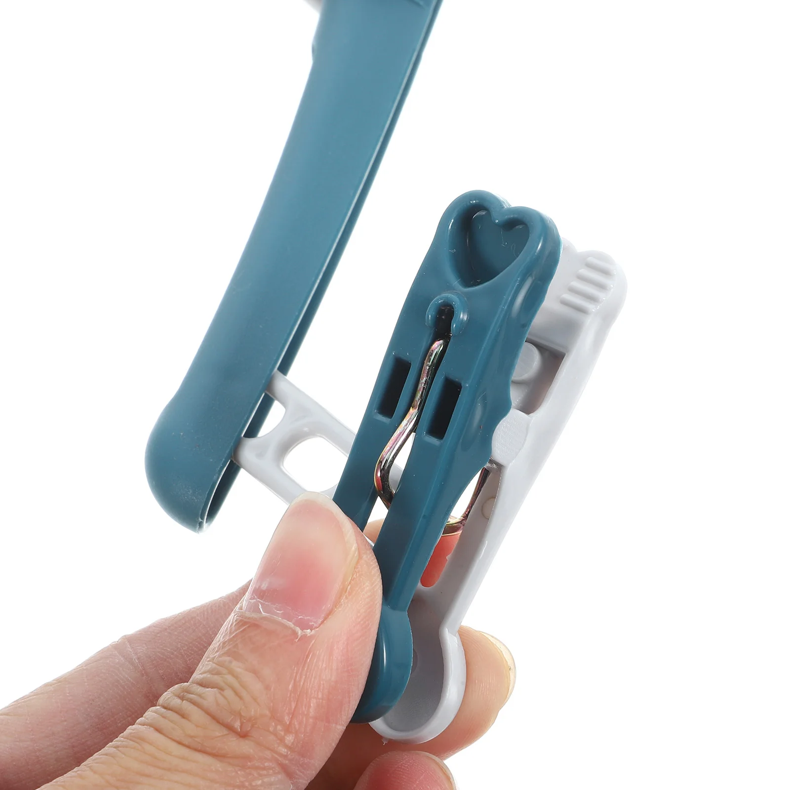 

5pcs Foldable Travel Hangers Clothes Drying Rack Clips Portable Blue ABS 360 Degree Hook Suitcase Outdoor Home