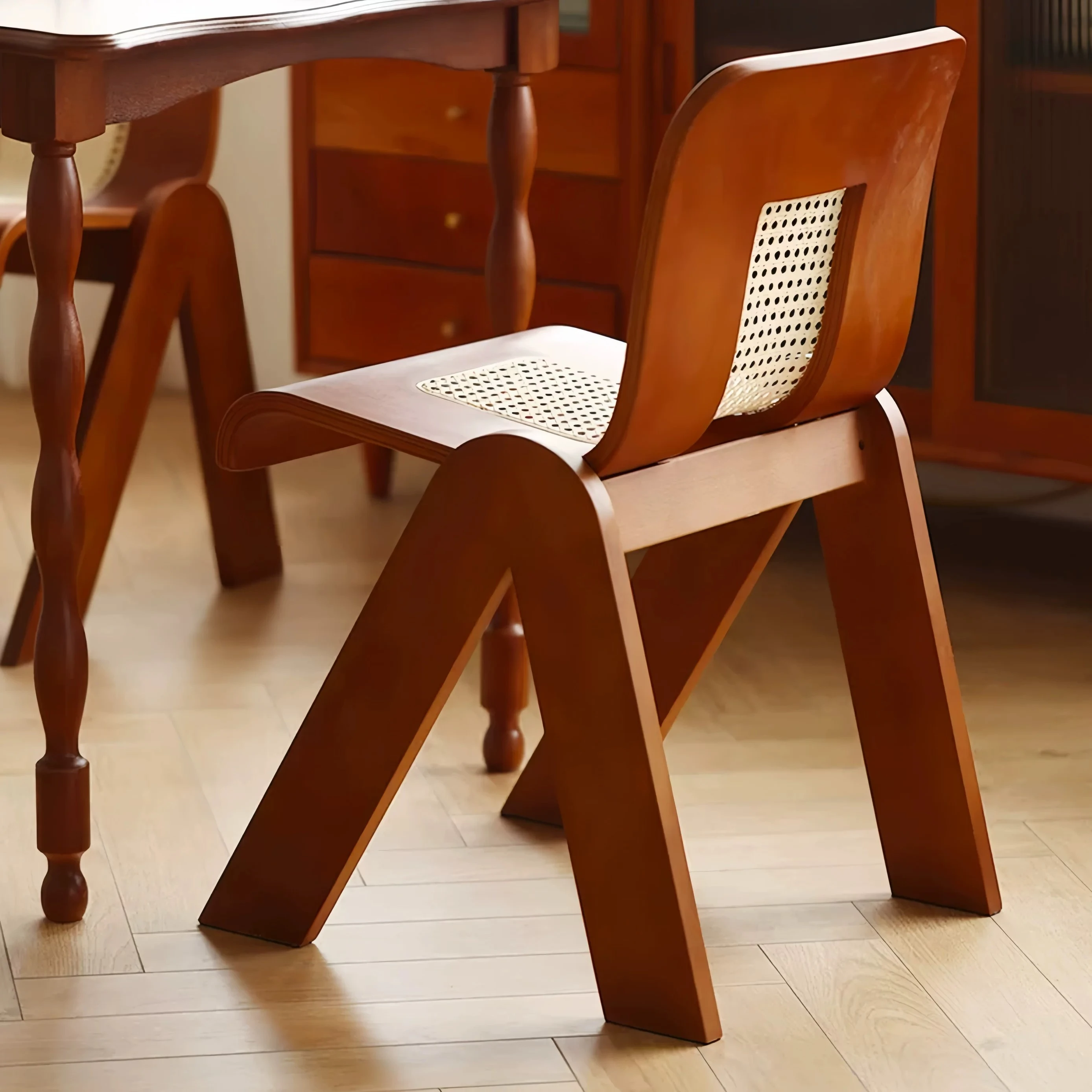 Mid-Century Modern Rattan Accent Chair, Solid Wood Bentwood Lounge Chair with Cane Backrest, Retro Dining Chair for Living Room
