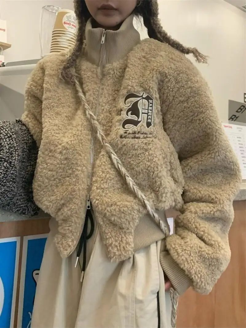 

Women's Winter Coat Lamb Wool Coat Winter New Loose Slim Fit Plush Thick Warm Niche Outerwear Short Cotton Jacket For Women