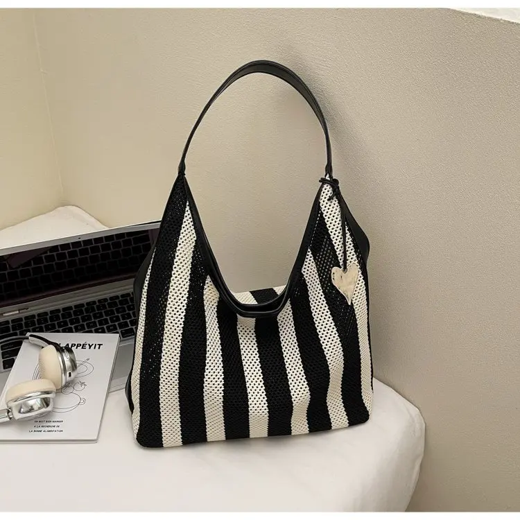 

2025 autumn 234 new tote bag fashion casual lazy style Korean summer medium shoulder bag composite cloth