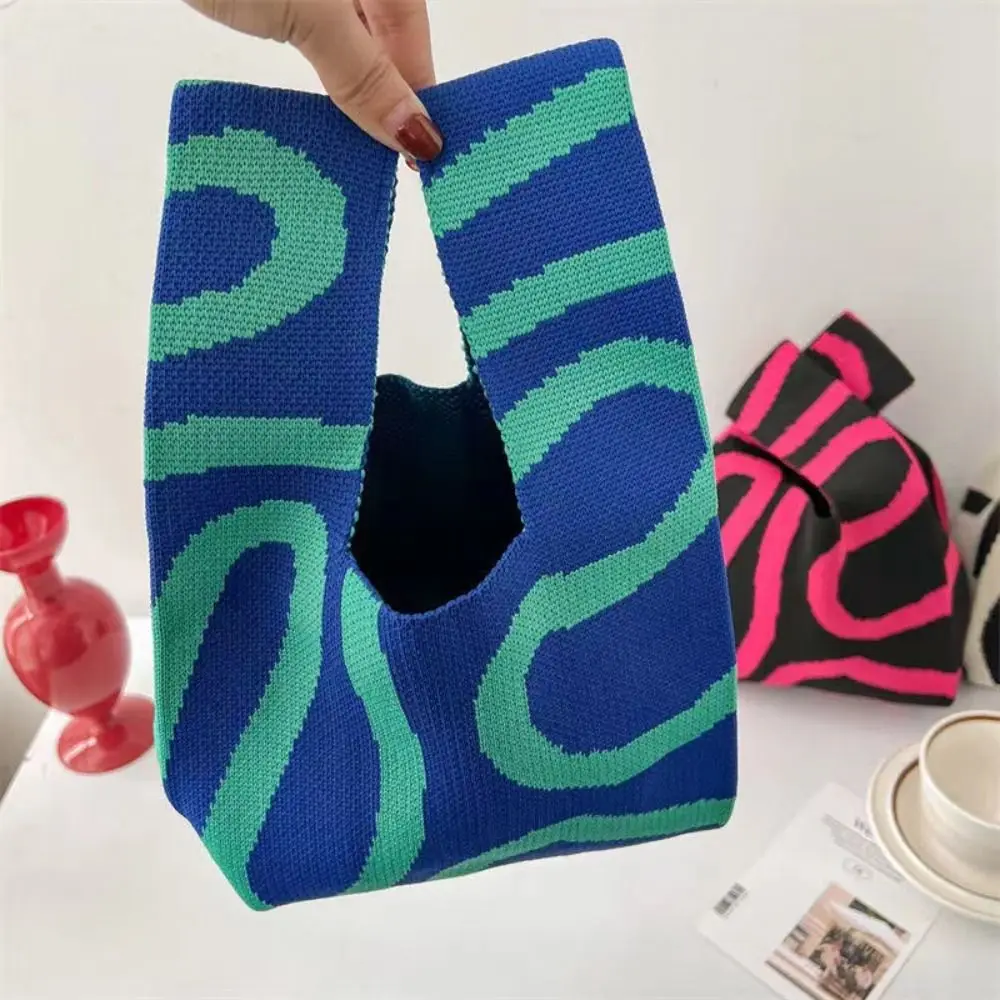 New Niche Design Handmade Knit Handbag Women Mini Knot Wrist Bag Casual Color Tote Bag Student Reusable Shopping Bags