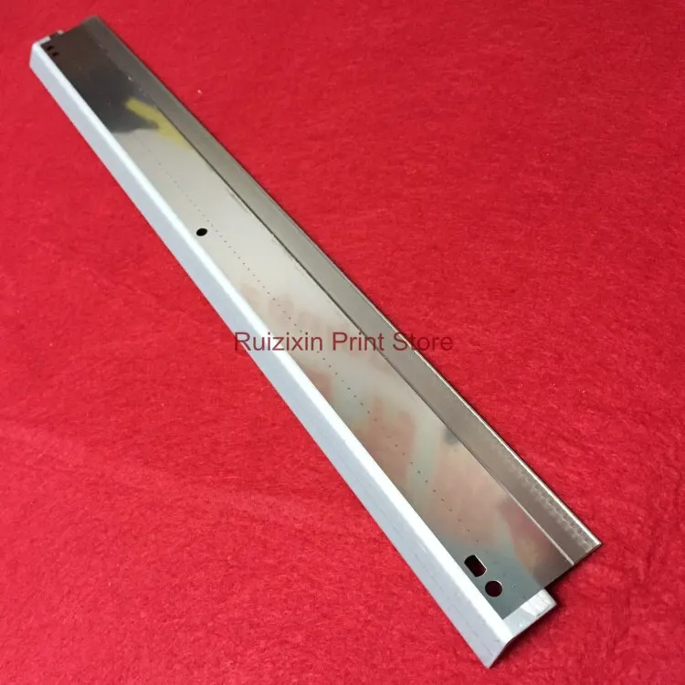 

Good Quality New Magnetic roller scraper for Xerox DC1050 1080 2000 2050 2003 315 Magnetic roller blade Copier Printer Parts