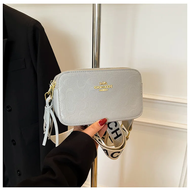 

2025Women's High-End Niche Relief Small Square Messenger Bag Camera Bag for Fashion Trendy Ladies | Luxury Design Crossbody Bag