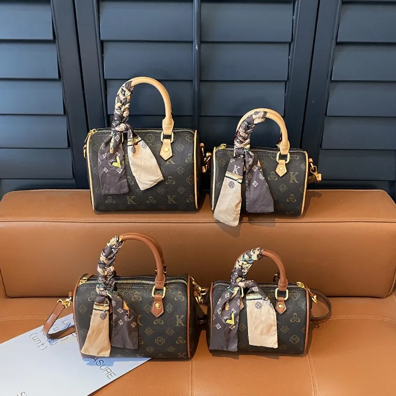 حقيبة وسادة عصرية على الطراز الأوروبي والأمريكي الجديد لعام 2025، حقيبة نسائية محمولة بكتف واحد وقطري متقاطع #1