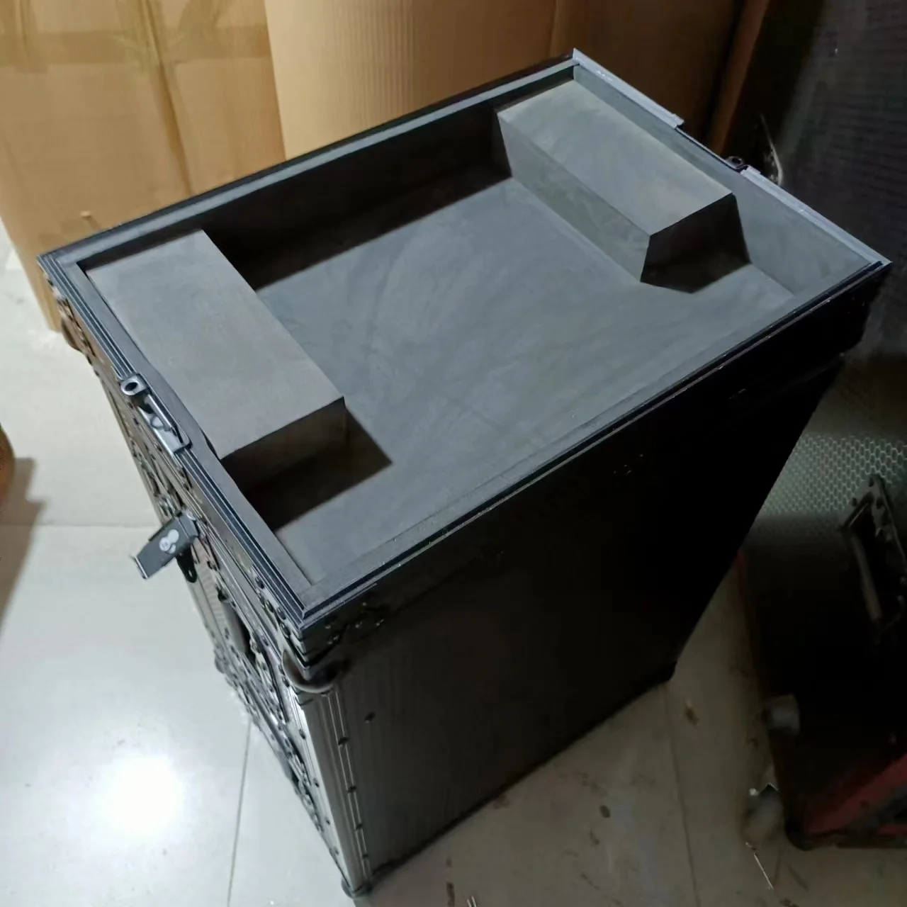 Customized Yamaha DM7 Compact  mixer aviation box YAMAHA mixer chassis cabinet performance chassis