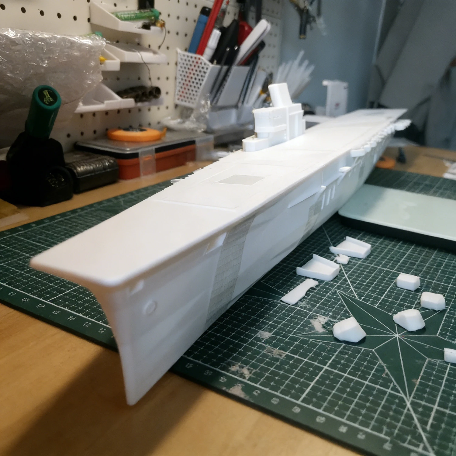 1/300 Navi RC 87 centimetri R-serie Corazzata Portaerei Barca di Controllo Remoto 3D Stampato RC Modello di Nave Kit Nave Giocattolo Nave Da Guerra Modello
