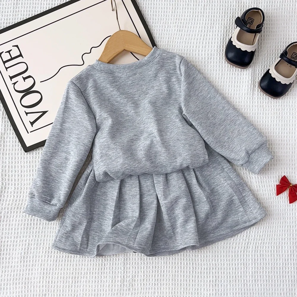 Grey Sports Style Children\'s Clothing for Autumn Seasons Letter Printed Round Neck Long Sleeved Top+pleated Short Skirt Set