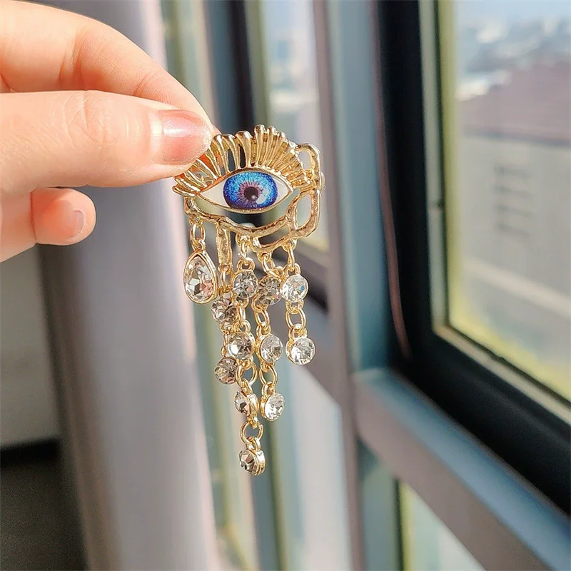 Novo design vintage broche de olho egípcio horus diabo anjo olho pino para homens mulheres roupas saco chapéu acessórios presente festa