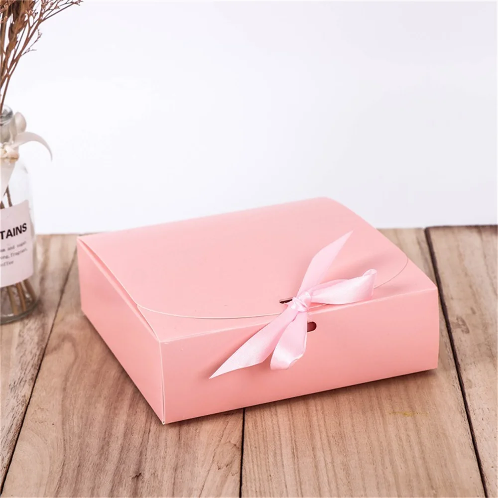 10Pcs Vierkante Kraft Papier Doos Kartonnen Verpakking Valentijnsdag Bruiloft Pasen Party Gift Box Met Linten Snoep Opslag