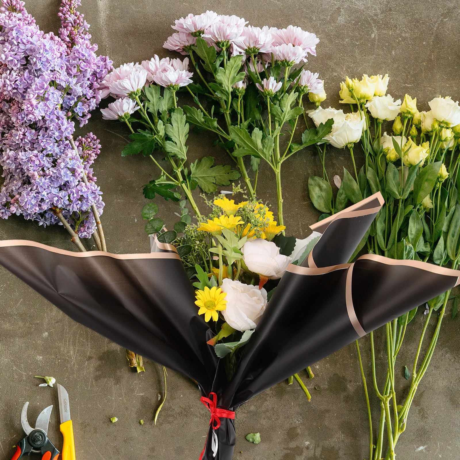 

20Pcs Waterproof Wrapping Paper Attractive Design Easy Cut for DIY Craft Flower Bouquet Gift Wrapping Celebration Event