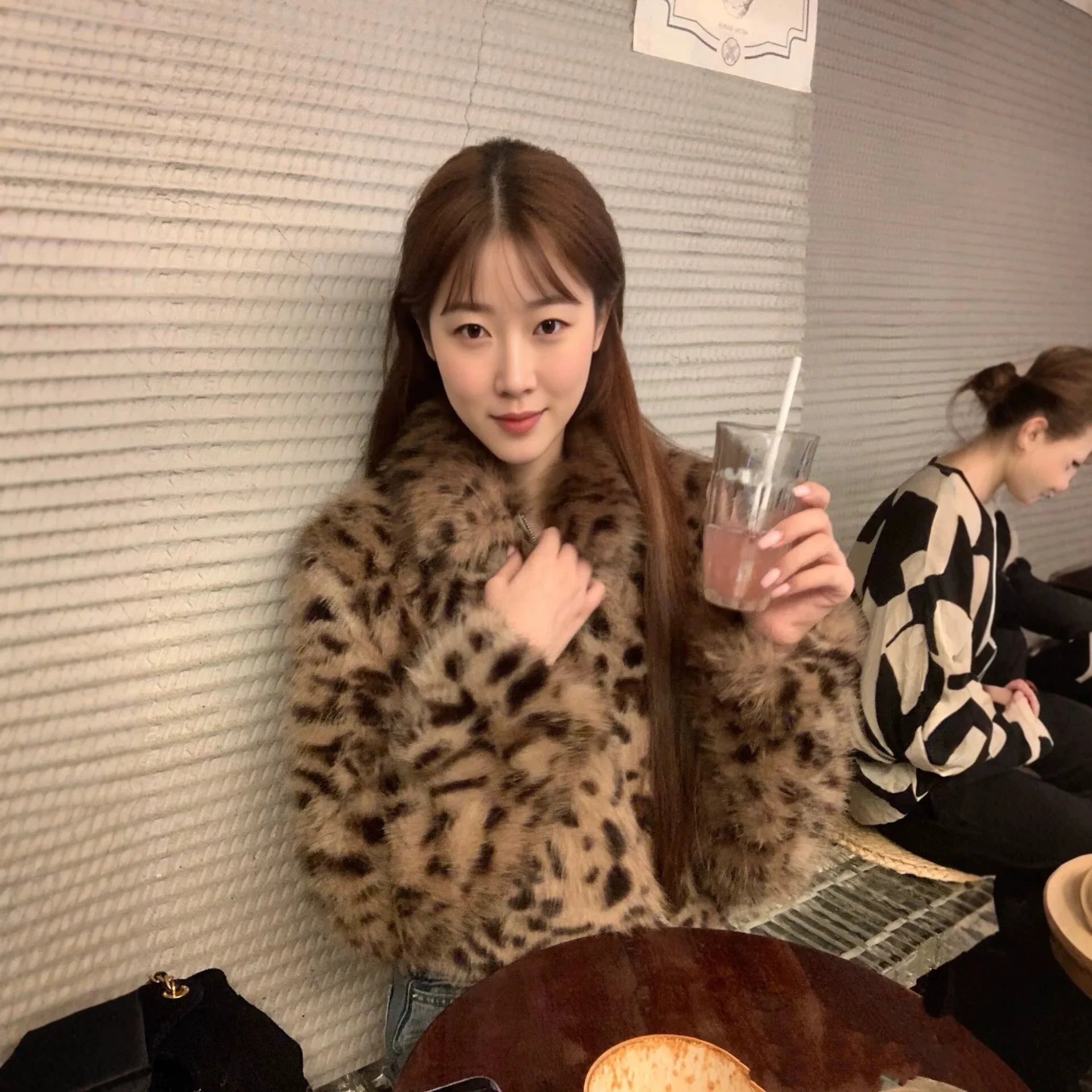 Women Faux Fur Short Coats Jackets Turn Down Collar Leopard Print Coat Thick Warm Y2k Streetwear Jacket Elegant Autumn Winter