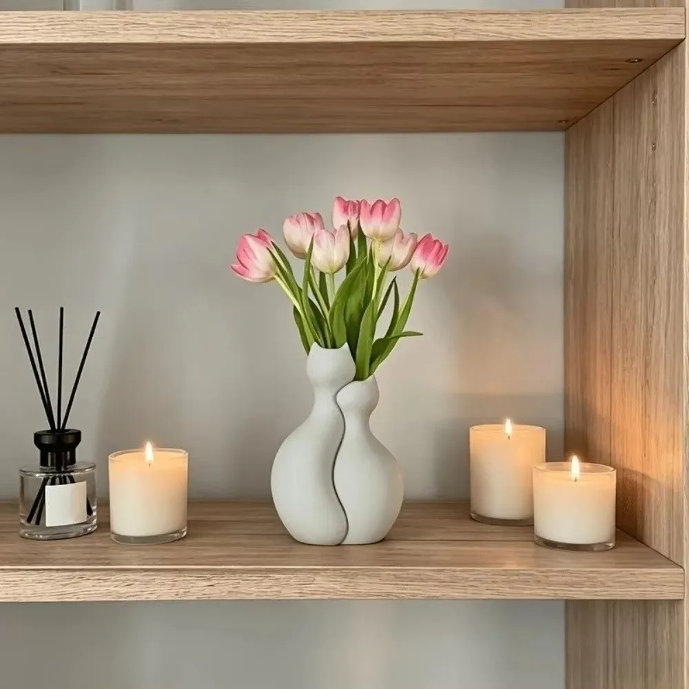 Gifts 3D Printed Cat Hugging Vase Funny Cat Desk Ornament Cat Sculpture Artistic Style Pencil Storage Display Desktop Display