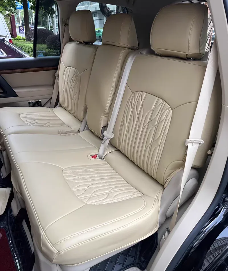 Für Toyota Land Cruiser 2008-2026, 3-reihig, 7 Sitze, Cruiser, maßgefertigte Autozubehörteile, Sitzbezüge aus Nappaleder, komplettes Set, vollständig abgedeckt – Detail 3