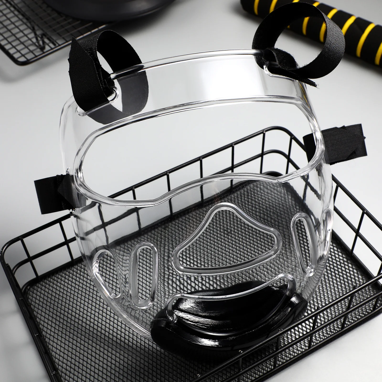 

1pc Boxing Sparring Face Guard Taekwondo Sports Cover Detachable Transparent Design Shockproof Durable Portable