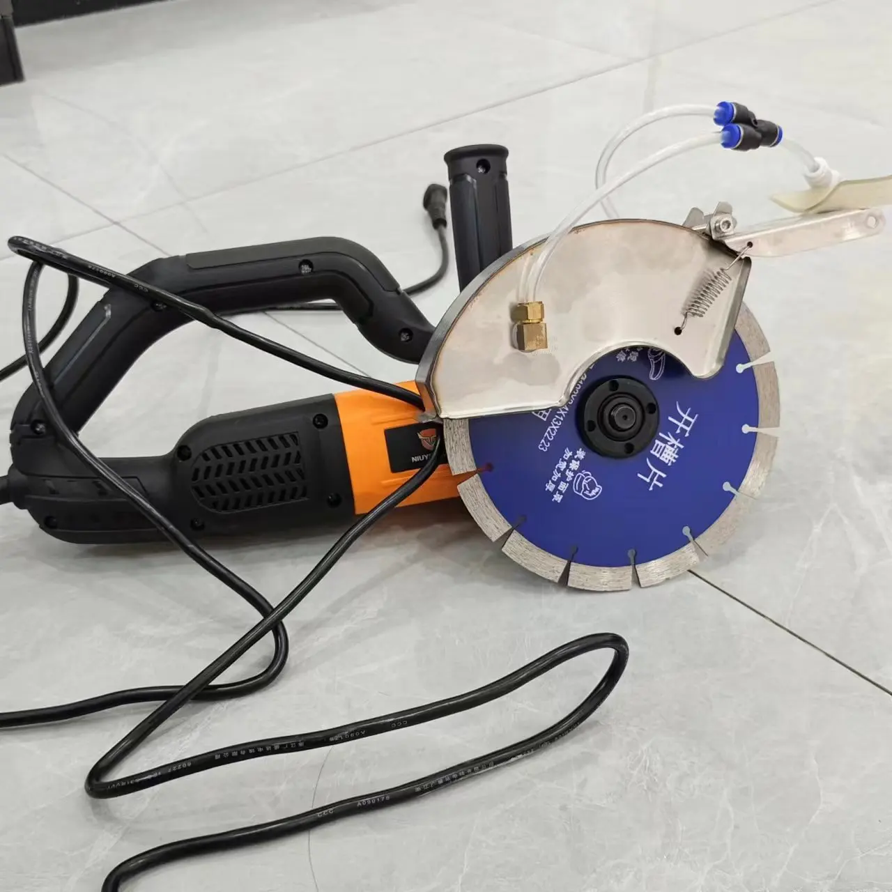 High-power dust-free cutting machine Hydro-electric 192 slotting machine Concrete wall installation Brushless