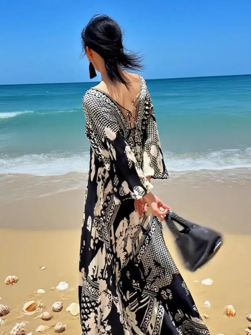 Retro Print Women Maxi Dress V-Neck Flare Sleeve Vintage Ladies Robe
