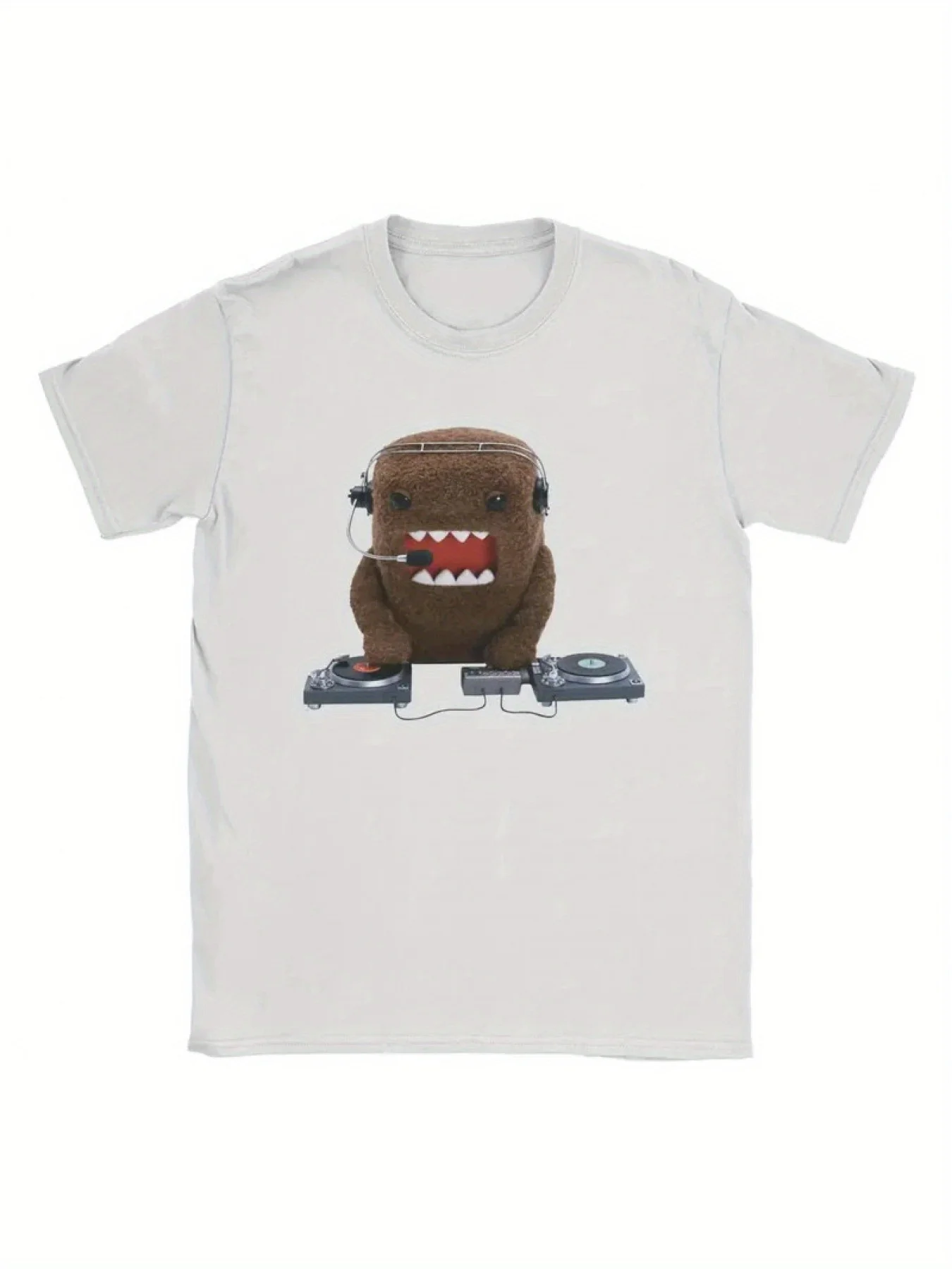 

Мужская футболка с коротким рукавом из 100% хлопка и графическим принтом DJ Domo Kun Doll,