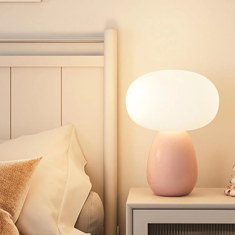 

Mushroom desk lamp Cream wind ceramic eye protection rental room bedside lamp